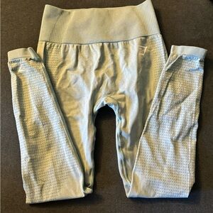 Gym shark leggings